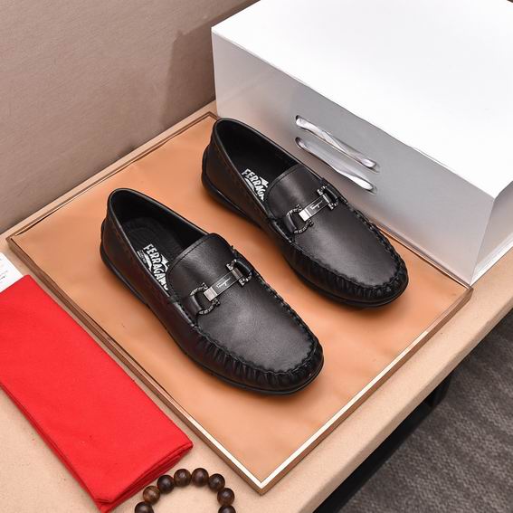 Ferragamo sz38-45 mnh0601 (1)
